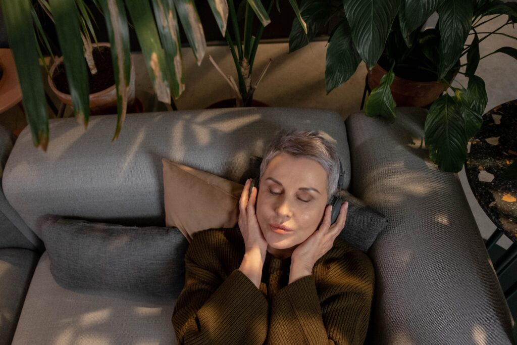 mujer tranquila menopausia sofocos